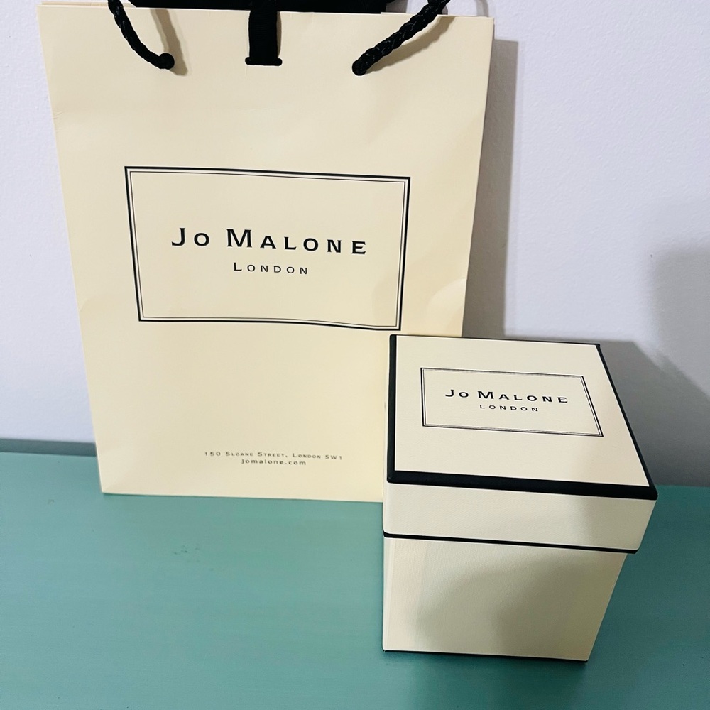 Jo Malone Gift Bag (ONLY box not included)